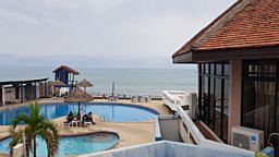 Elmina beach resort