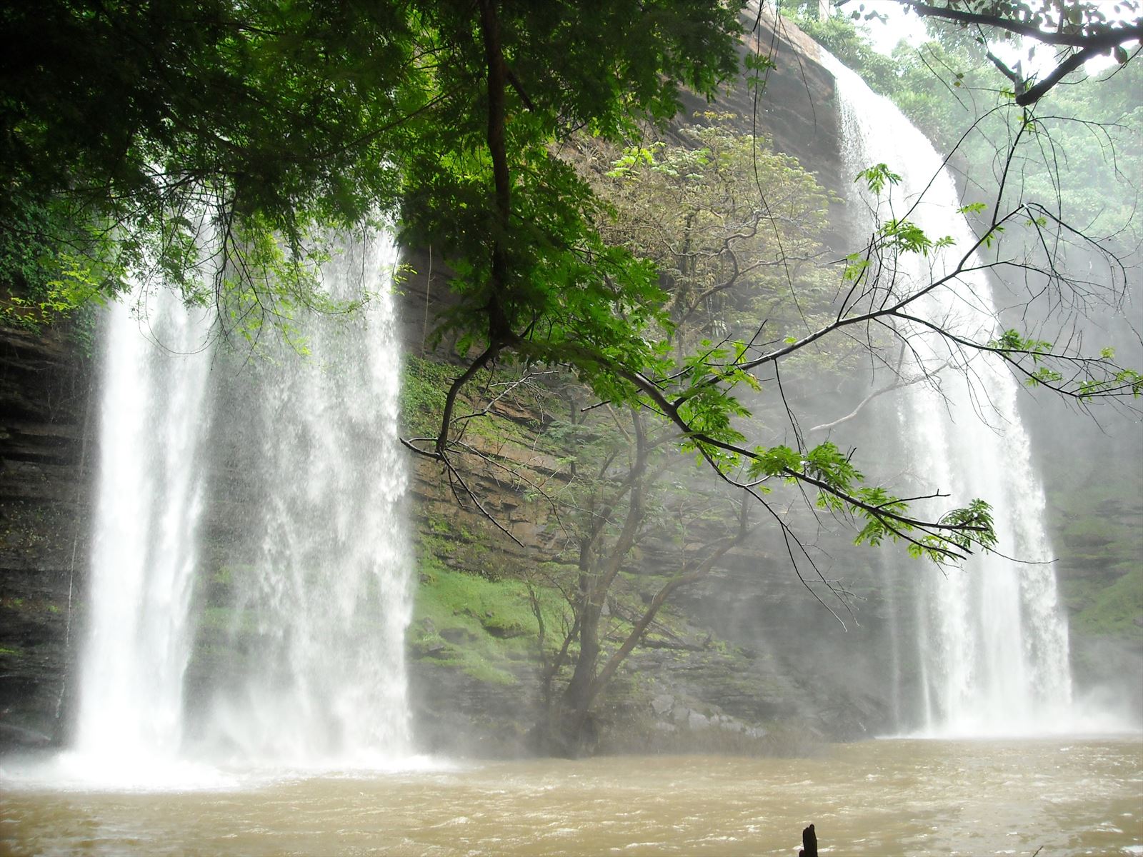 Waterfalls in ghana header